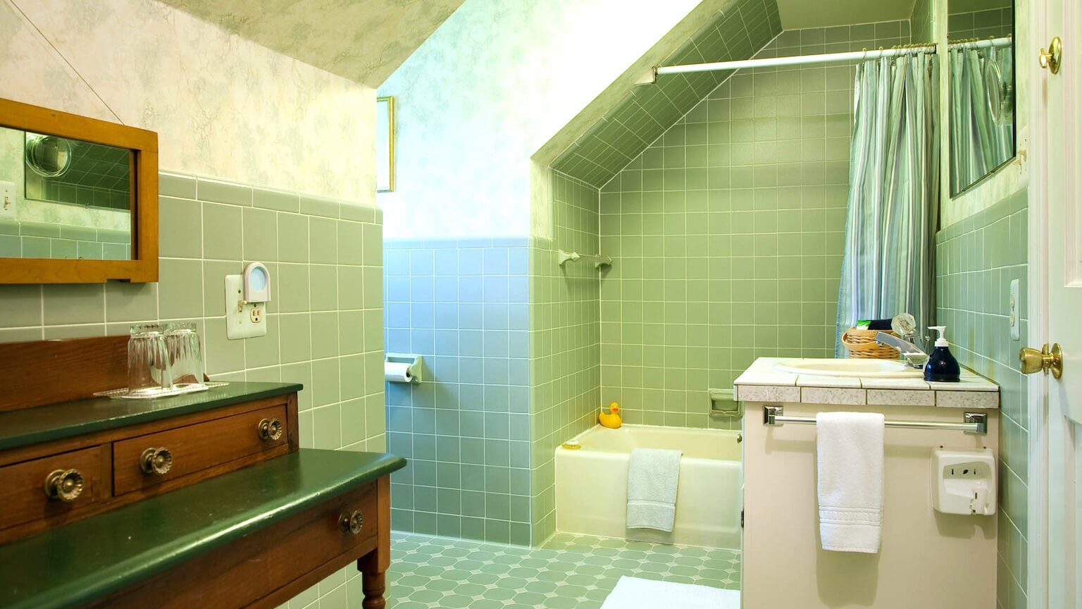 The Coulther Room Bathroom
