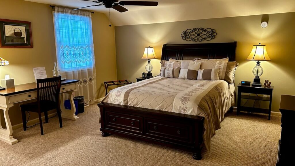 The Costello Room Queen Bed
